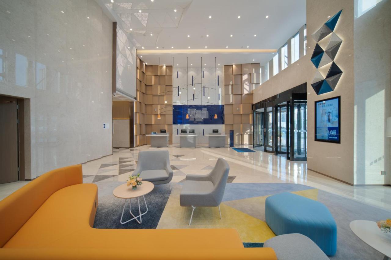 Holiday Inn Express Shanghai Huijin By Ihg Экстерьер фото