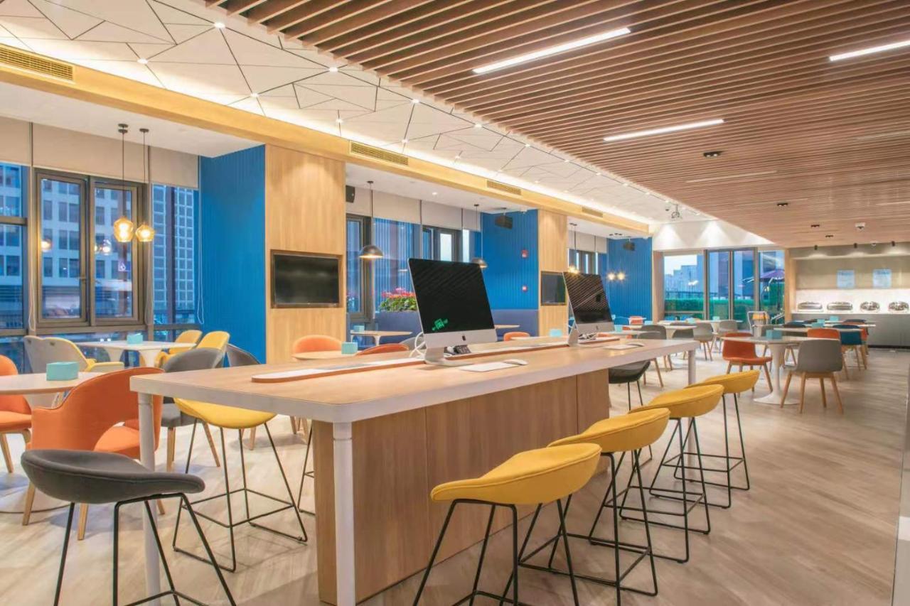 Holiday Inn Express Shanghai Huijin By Ihg Экстерьер фото