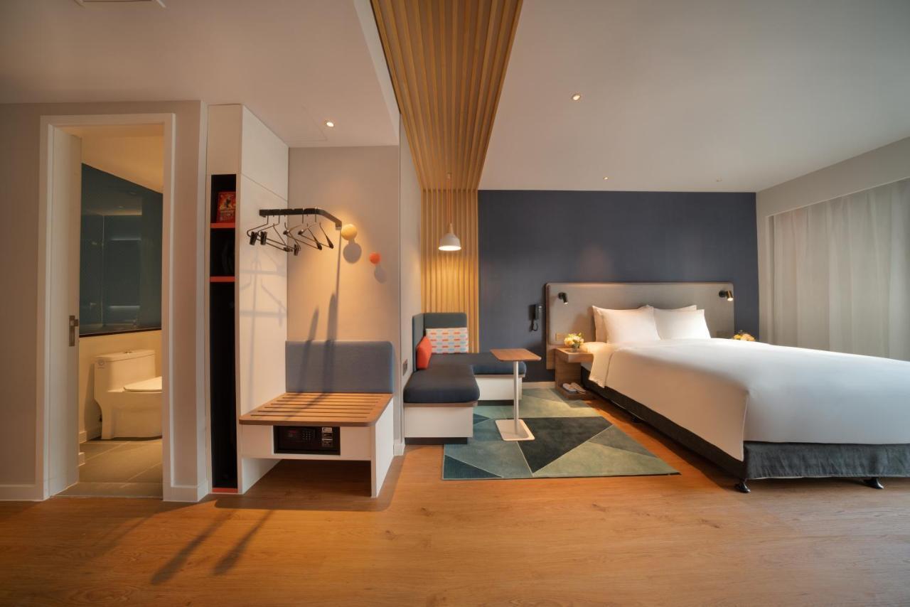 Holiday Inn Express Shanghai Huijin By Ihg Экстерьер фото